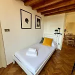 Art Guelfa Apartment